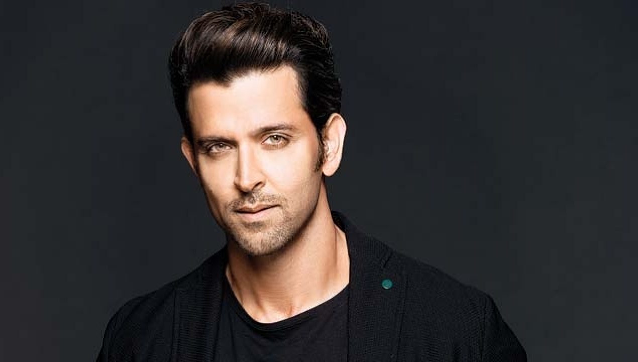 10 Old Bollywood Actors & Celebrities Who Just DON'T Age