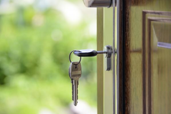an insane seller s housing market seems to predominate many desirable united sta
