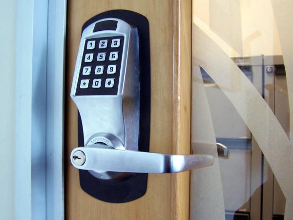 get the best miami homestead emergency locksmith rekeying lockout assistance mas