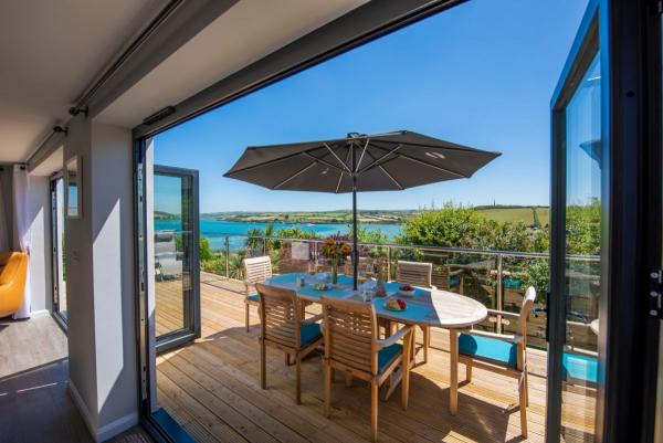 cornish holiday company expands is portfolio in time for summer