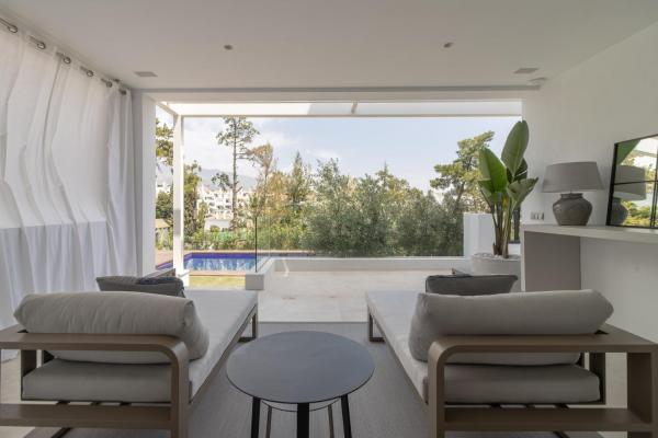 the top marbella golden mile new development homes for fans of golf and the beac