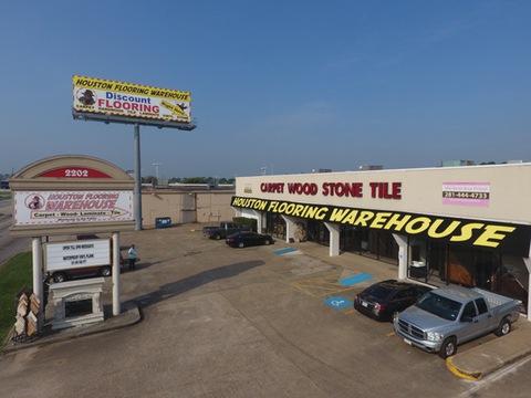 get below wholesale prices on hickory hardwood flooring with this specialist