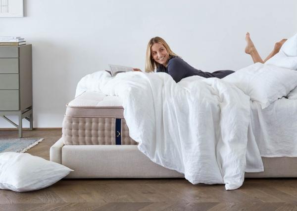 get good nights of healthy sleep on the dreamcloud luxury hybrid mattress