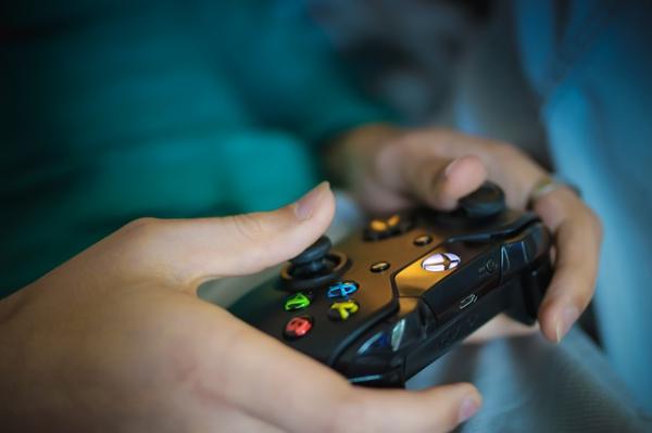 get help overcoming video game addiction with expert self hypnosis