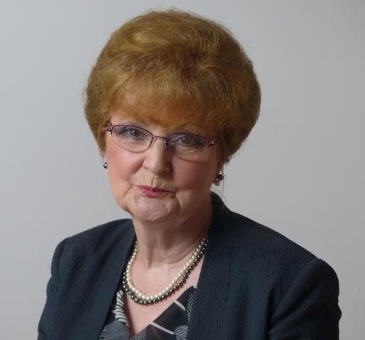 get the best north hampshire wedding celebrant for an unforgettable ceremony