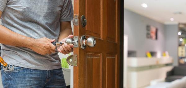 24 hour locksmith services for homes in boston quincy newton massachusetts
