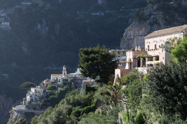 get the best positano amalfi coast luxury villa holiday home rental services