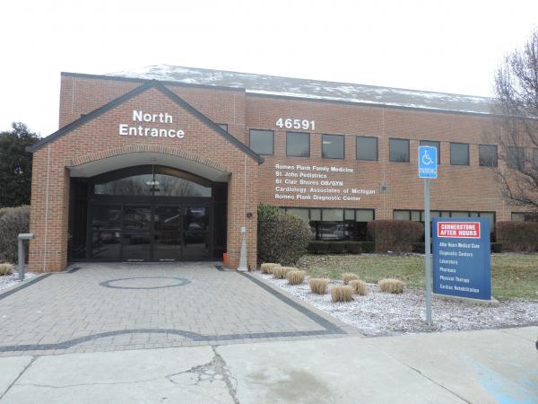 get the best sports injury diagnosis and treatment services in macomb mi