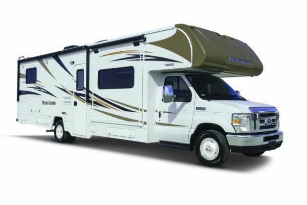 rent an rv to accommodate 2 3 4 or more people