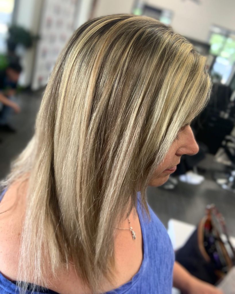 Get The Best Women Blonde Highlights Hair Styling Solutions In Round Rock TX